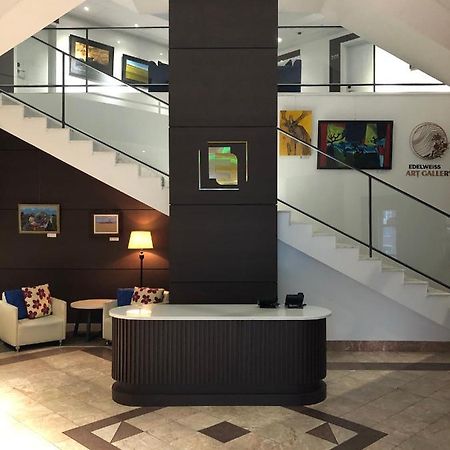 Edelweiss Art Hotel Ulaanbaatar Ngoại thất bức ảnh