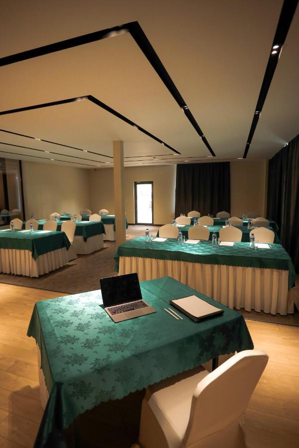Edelweiss Art Hotel Ulaanbaatar Ngoại thất bức ảnh